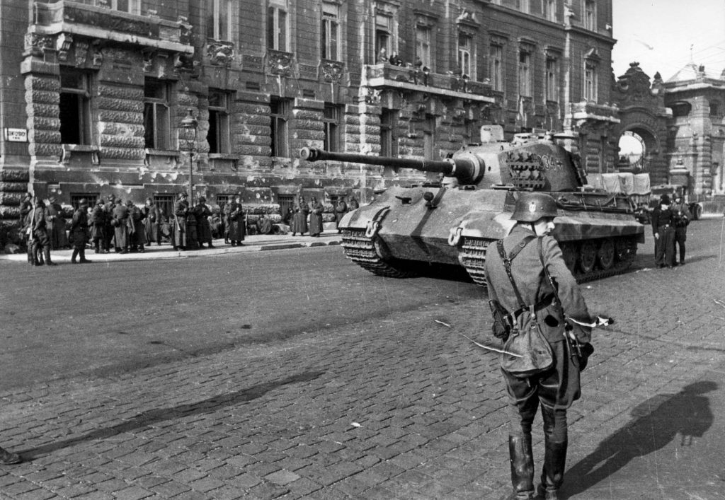 Budapest Operation Battle King Tiger