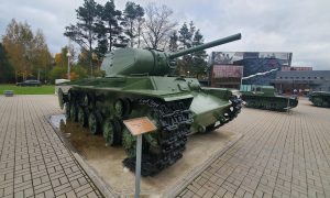 KV1S Heavy Tank